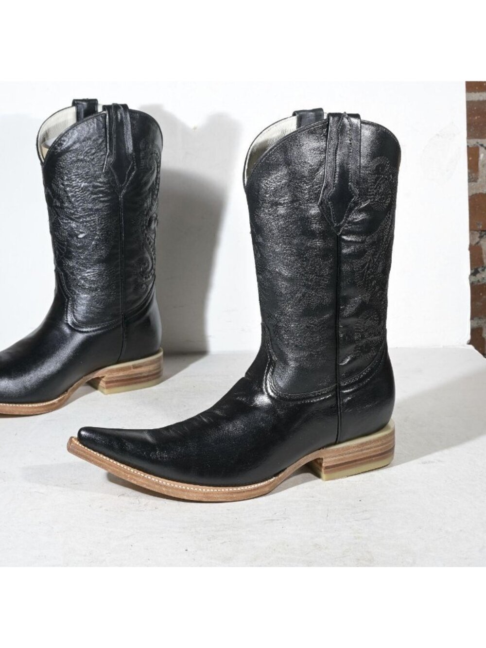 Vintage Black Leather Western Cowboy Boots Deadstock New in Box Men's 8.5 Women'